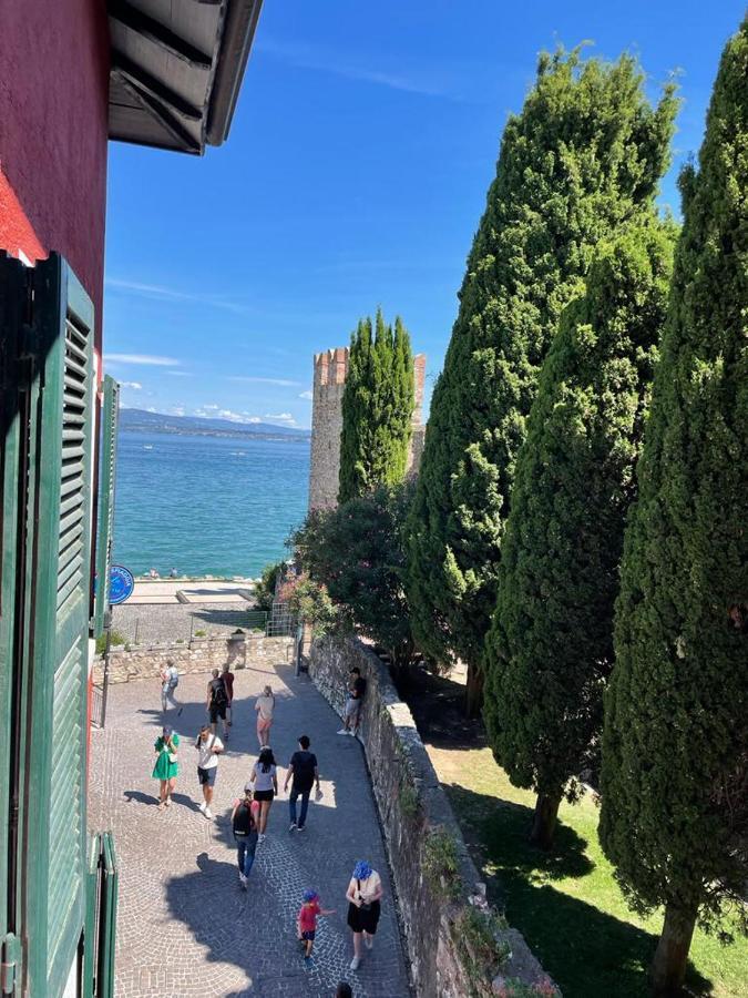 Prestige Sirmione Via Antiche Mura Екстериор снимка